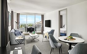 Meriton Suites Broadbeach